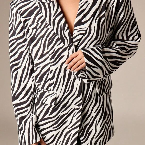 Black And White Casual Women's Oversized Zebra Print Blazer - Picture 5 of 6